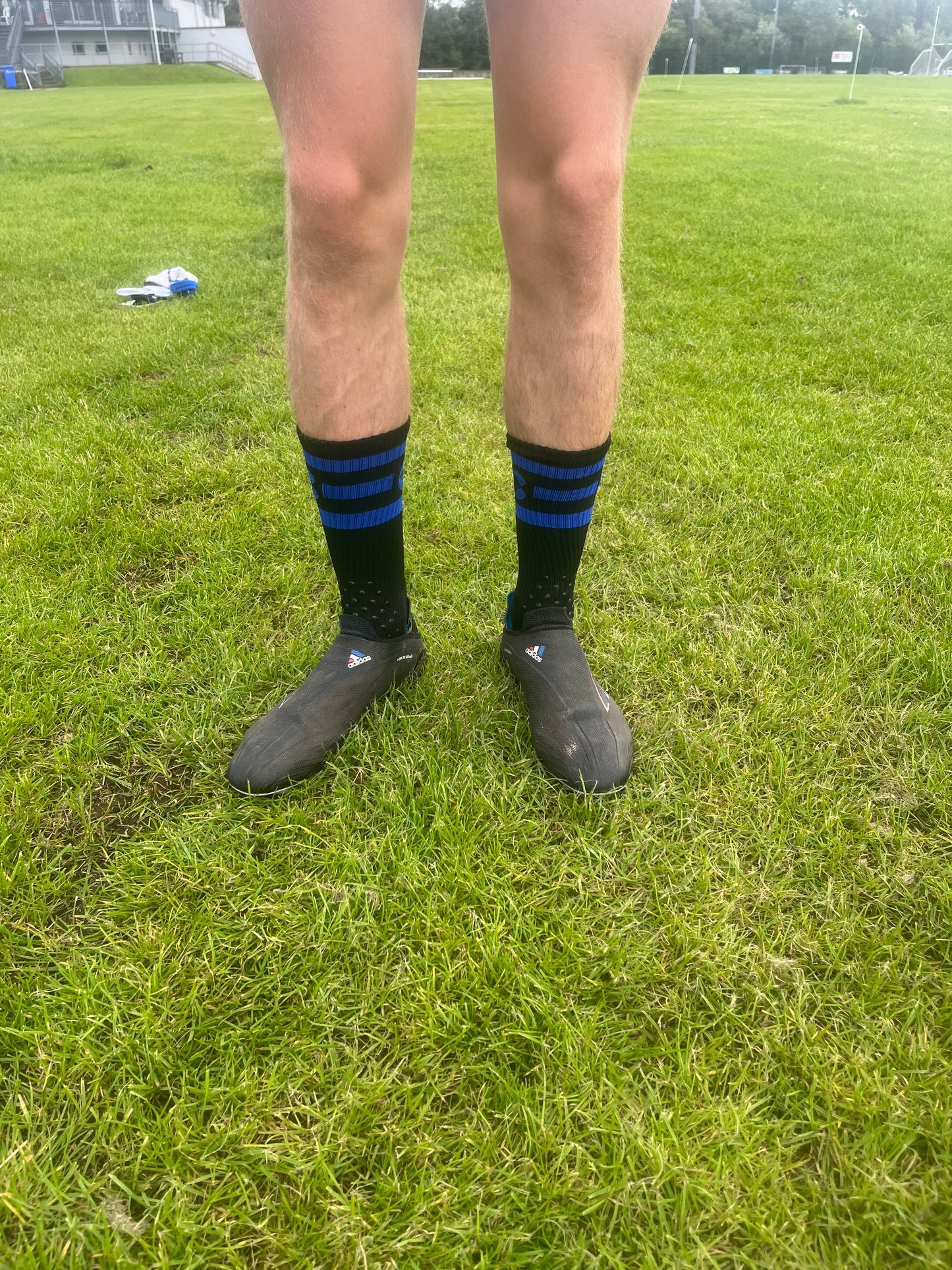 Black and Blue 360 Degree Grip socks