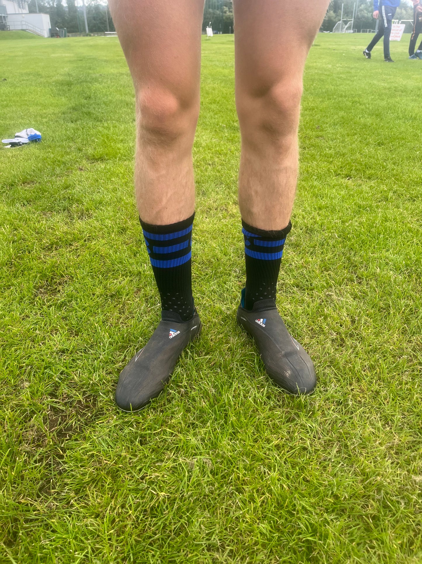 Black and Blue 360 Degree Grip socks