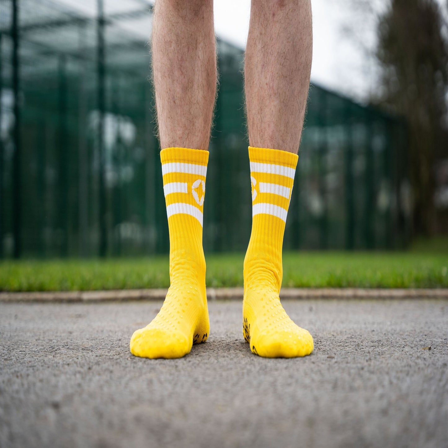 360 Degree Grip Socks - Yellow and White