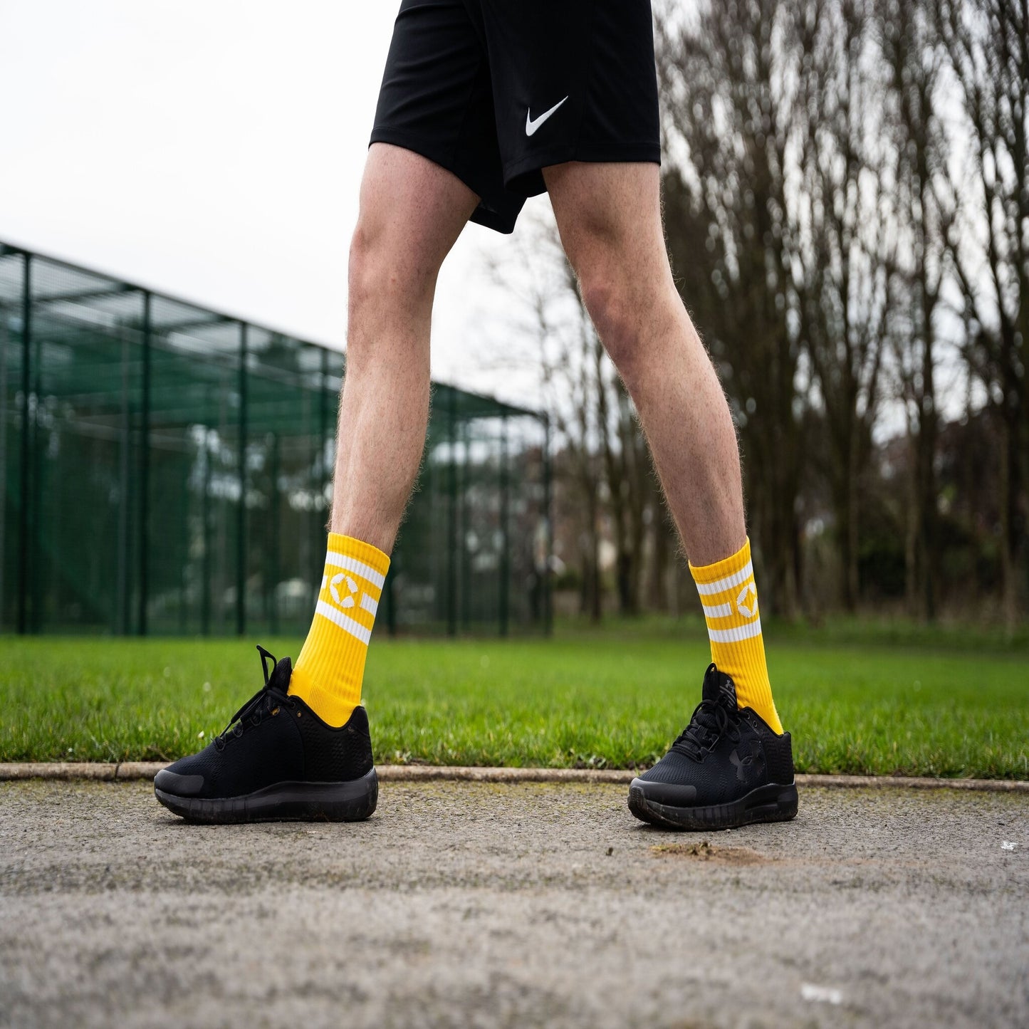 360 Degree Grip Socks - Yellow and White
