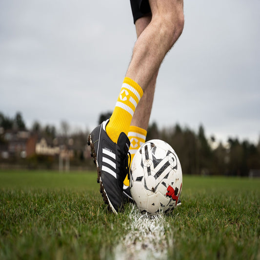 360 Degree Grip Socks - Yellow and White